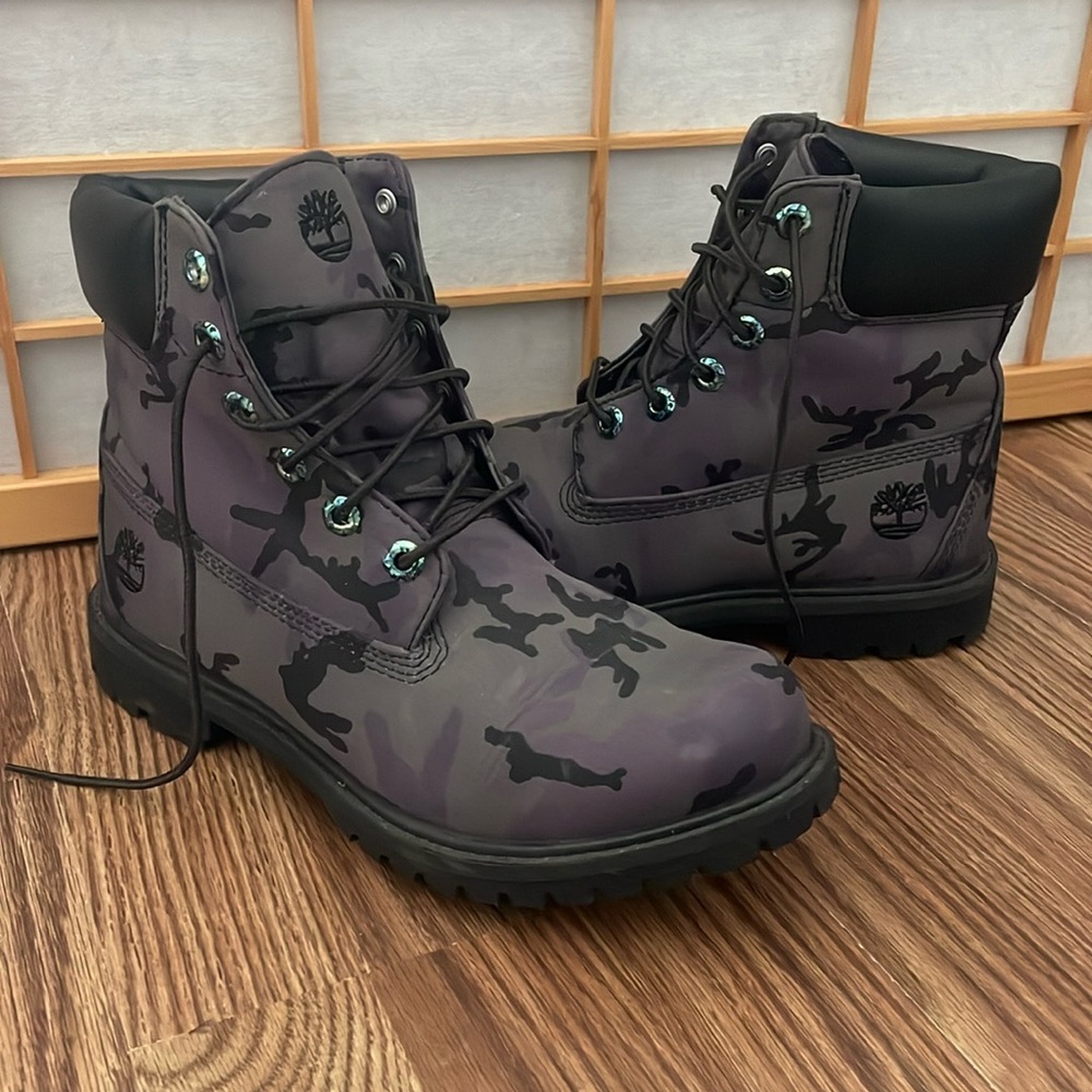 Timberland Classic 6” Premium Boots Iridescent Camo Gray Purple